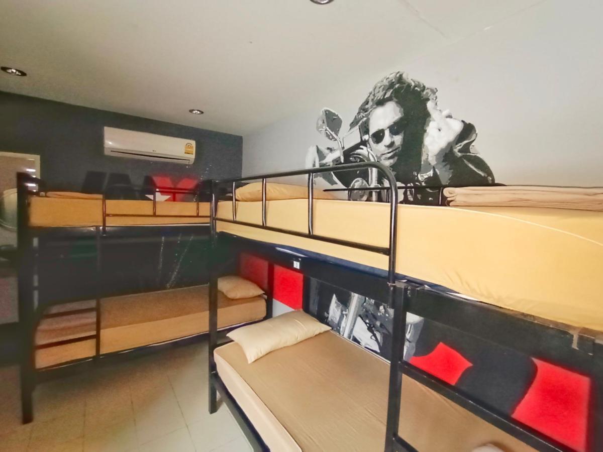 Wet! A Pool Party Hostel By Wild & Wandering Haad Rin Ngoại thất bức ảnh
