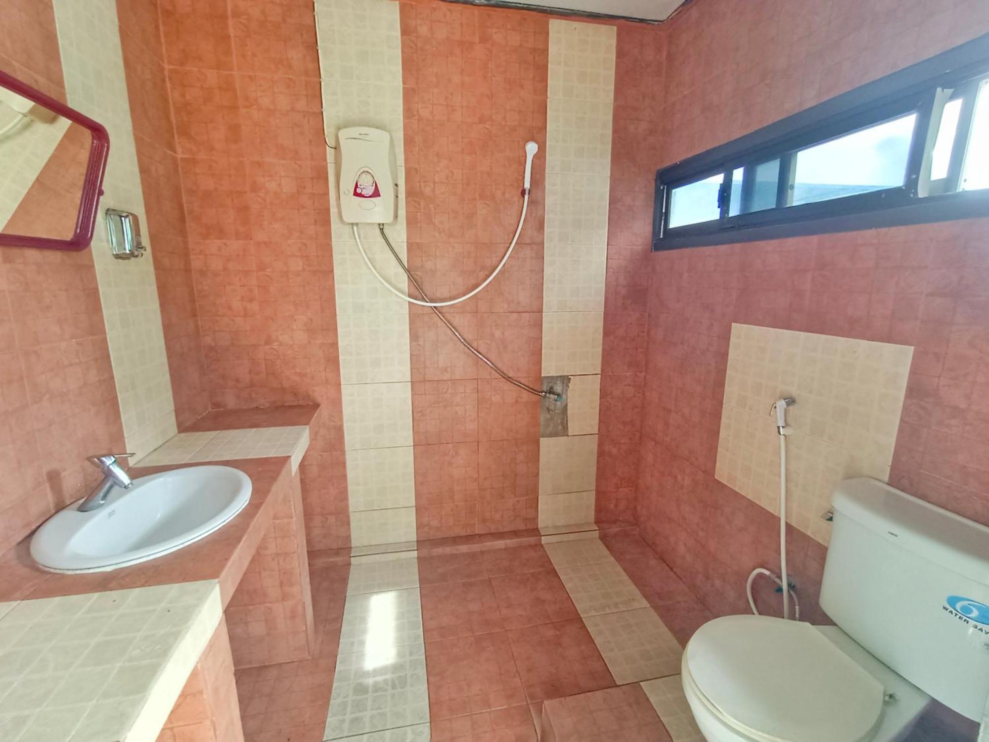 Wet! A Pool Party Hostel By Wild & Wandering Haad Rin Phòng bức ảnh